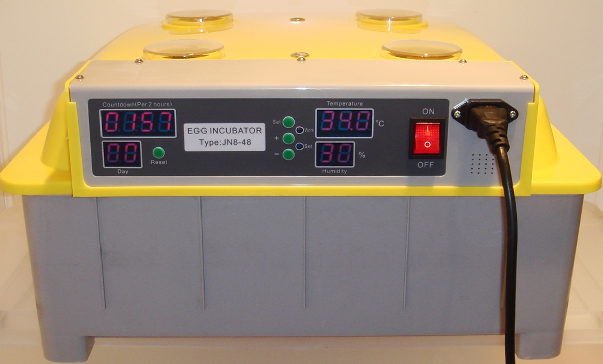 Auto Turning Egg Incubator Janoel 8-48 Poultry Incubator