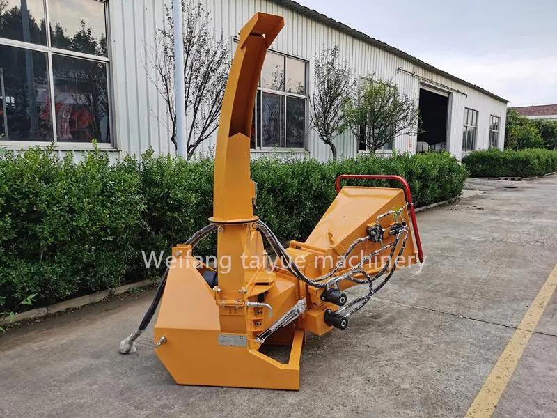 Big Chipping Capacity 9 Inches Hydraulic Wood Shredder 3PT Chipper Machine