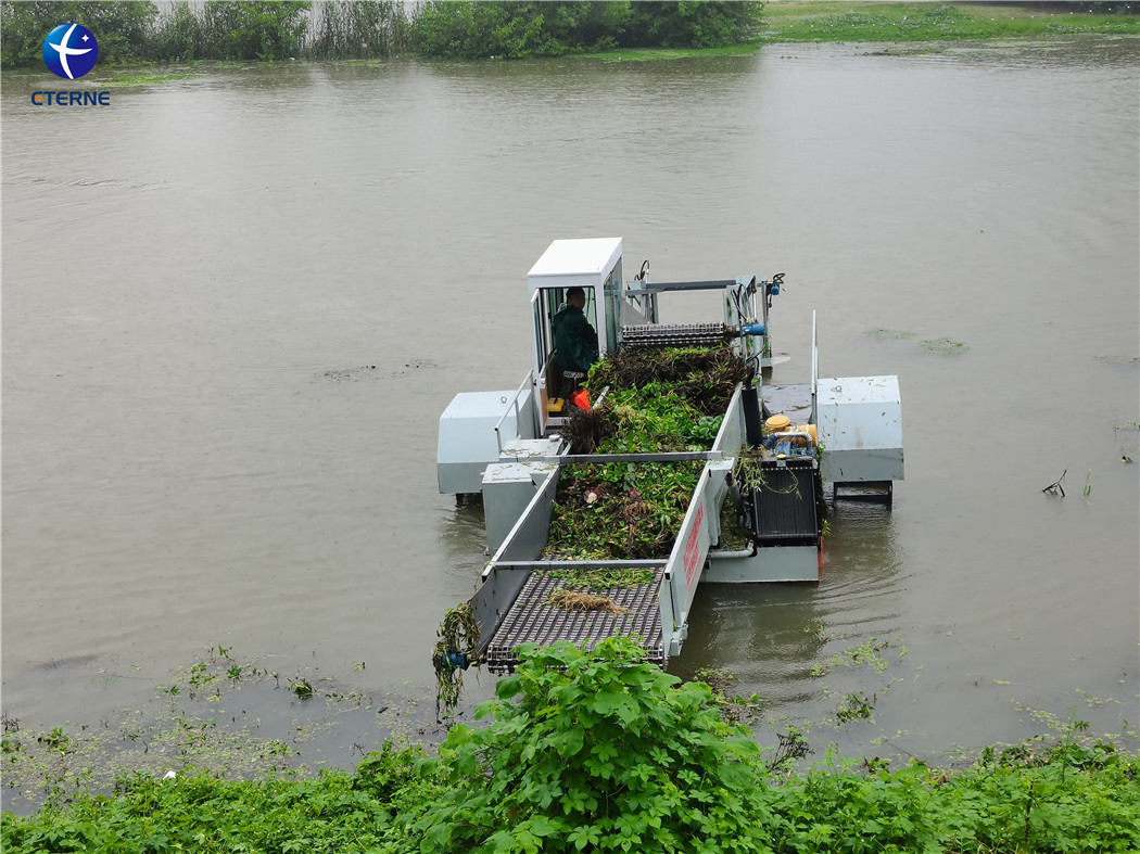 Dredger Weed Harvesting Algae Mowing Vessel Rubbish Cleaning Ship Boat