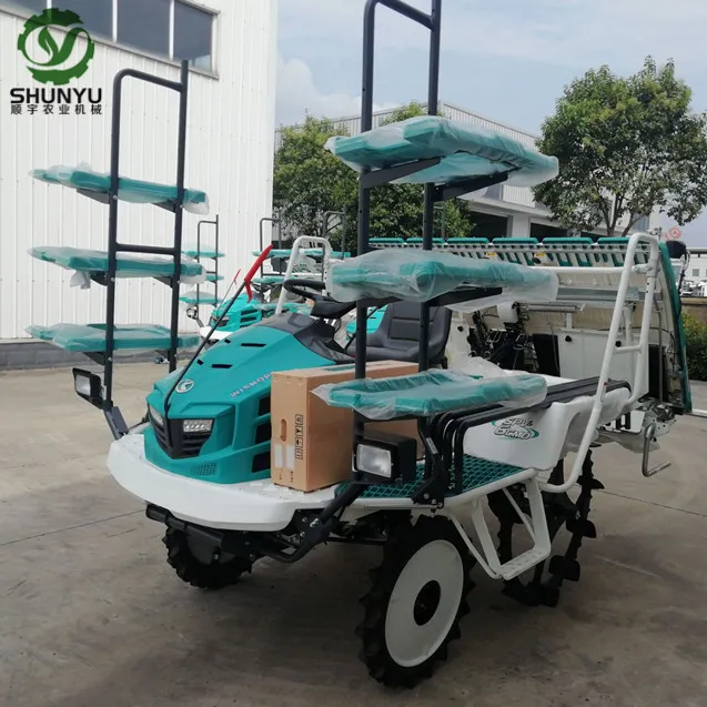 Farming Machinery 102HP Paddy Rice World Combine Harvester