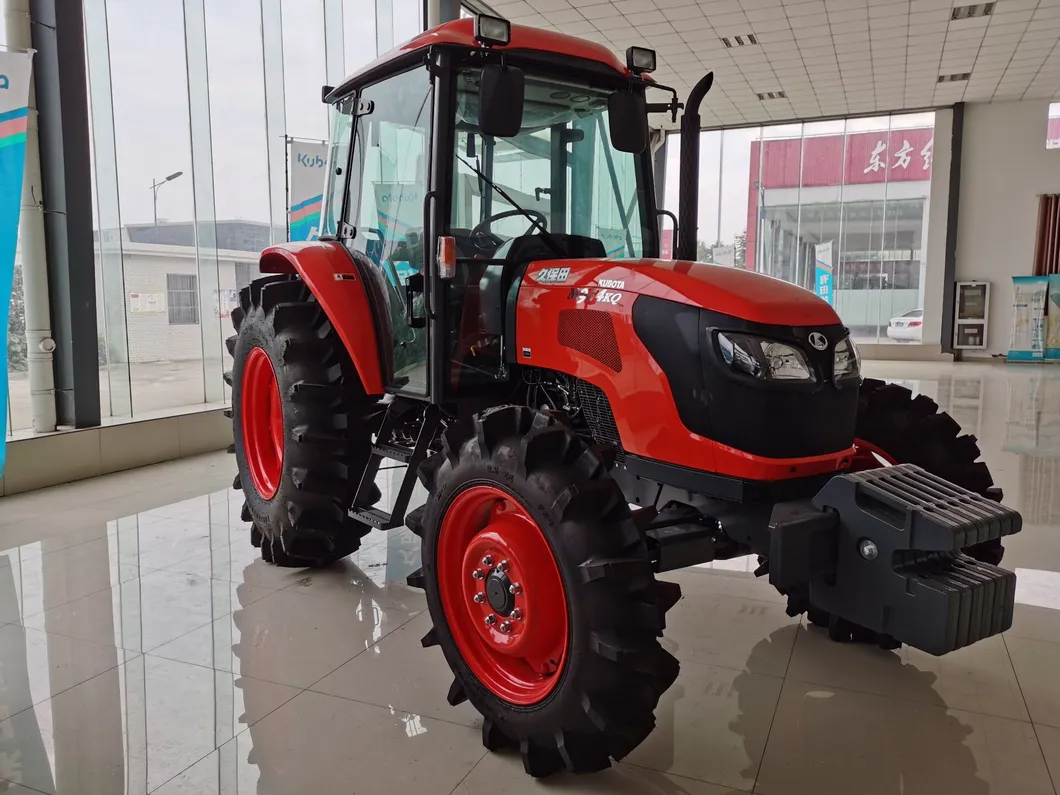 Farming Machinery 102HP Paddy Rice World Combine Harvester