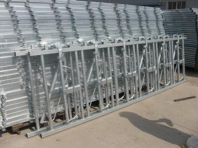 Heavy Duty Hot DIP Galvanized Cattle Headlock
