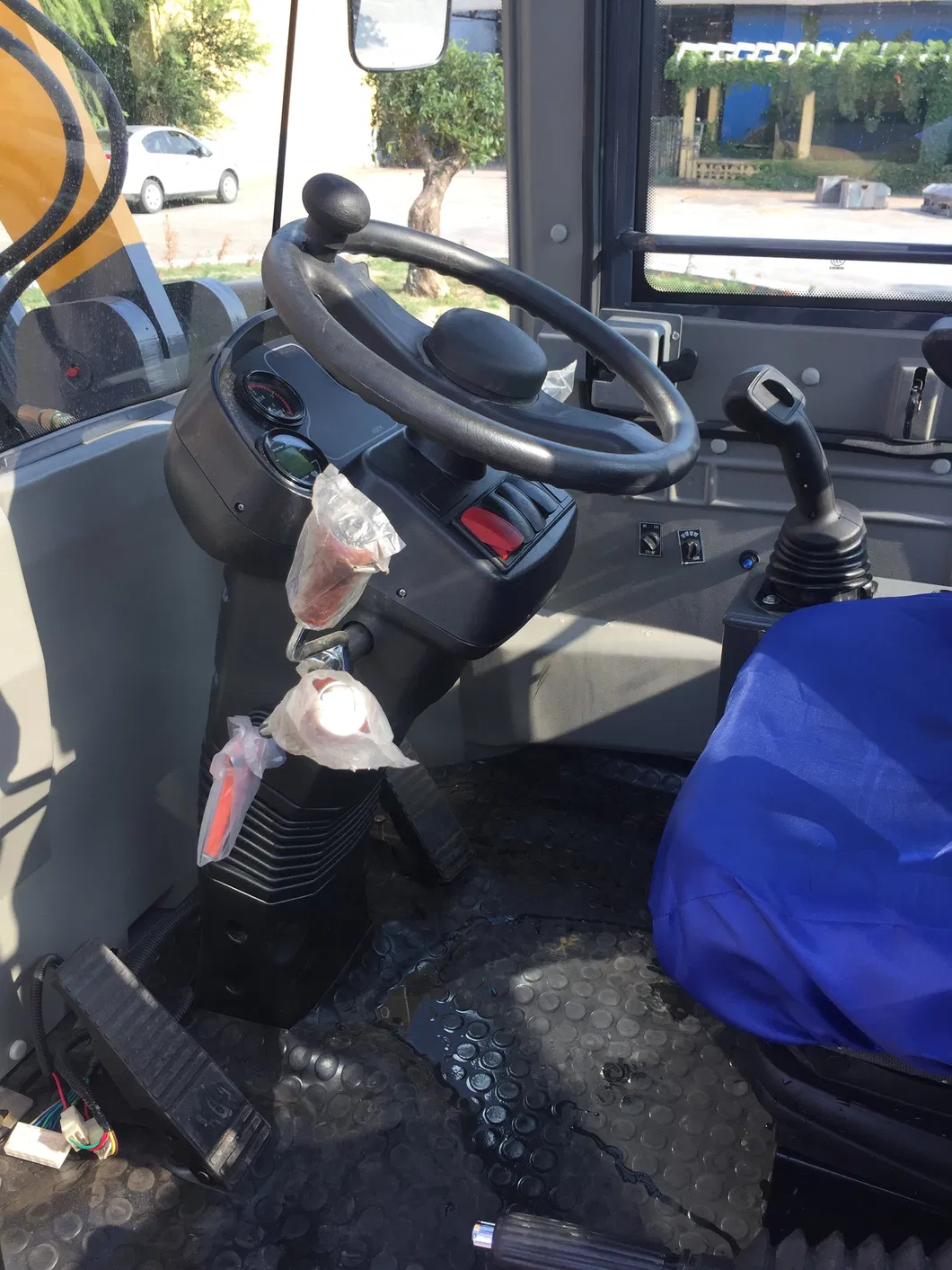 Lq928 China Front End Wheel Loaders with Rated Load 2.8t with Standard Bucket