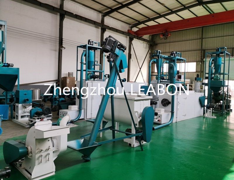 Poultry Feed Manufacturing Machine Pet Floating Fish Feed Machine Price