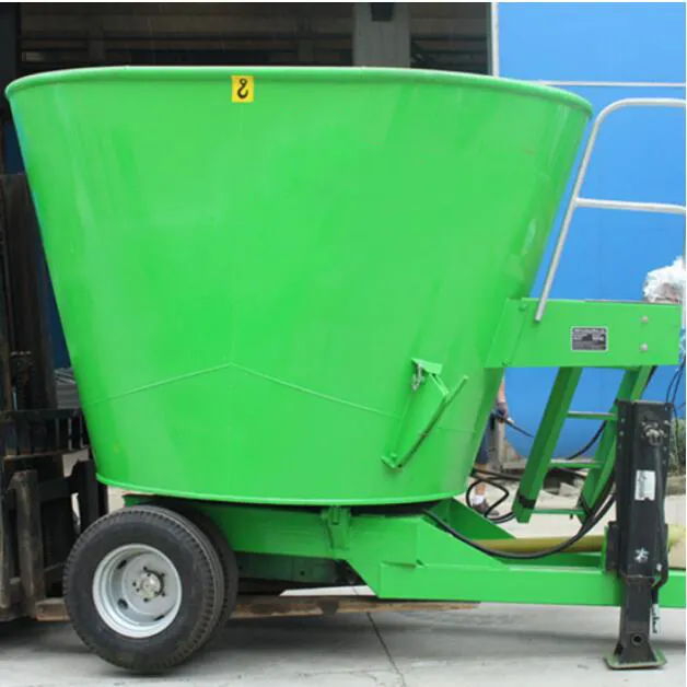 Pto Traction Type Tmr Feed Mixer Dairy Cow Feeding Equipment Drum Type Feed Mixer Tmr Feed Agitator Dairy Farming Mixer Manufacturers