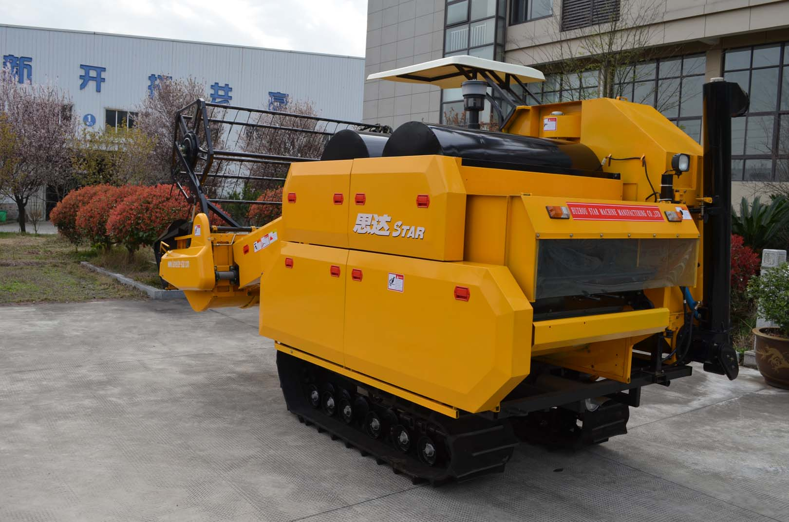 Star 4lz-4.6 Double Thresher Rice Combine Harvester Agriculture Machine Nice Harvest