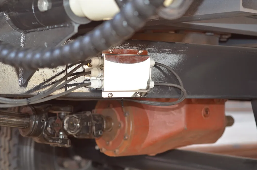 Tmr Feeds Mixer / Vertical Mixer Wagons/Fodder Mixer for Cow